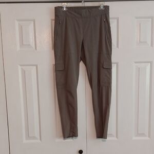 Athleta Tapered Leg Pants, Size 8